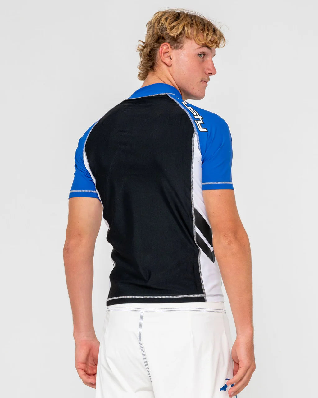 RUSTY SPITFIRE SHORT SLEEVE RASHIE – MENS PERFORMANCE SURF RASH VEST BLACK