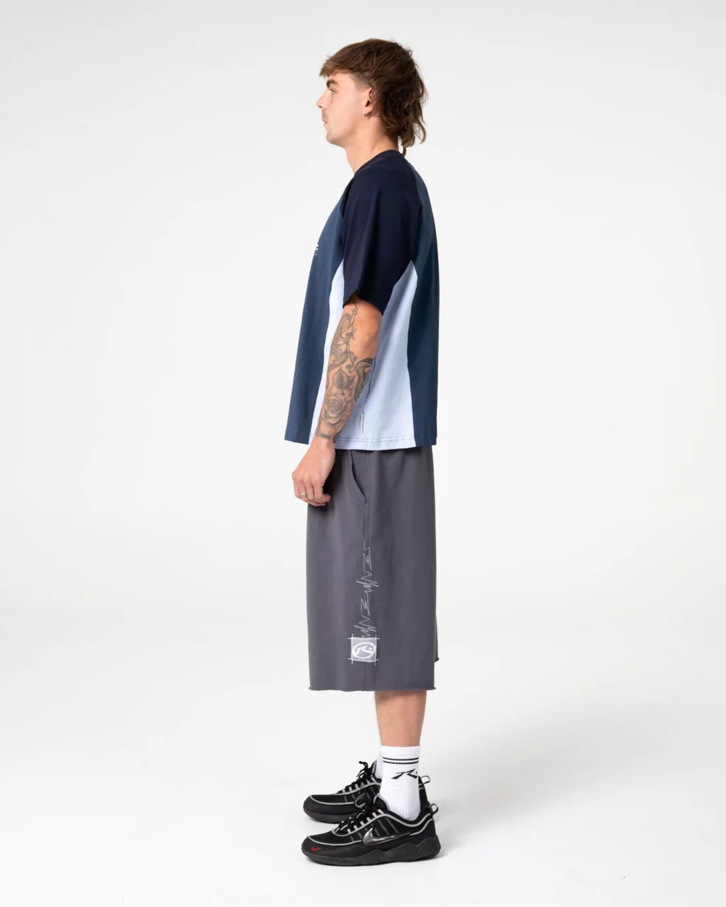 RUSTY SPLISH SPLASH GRAPHIC TEE