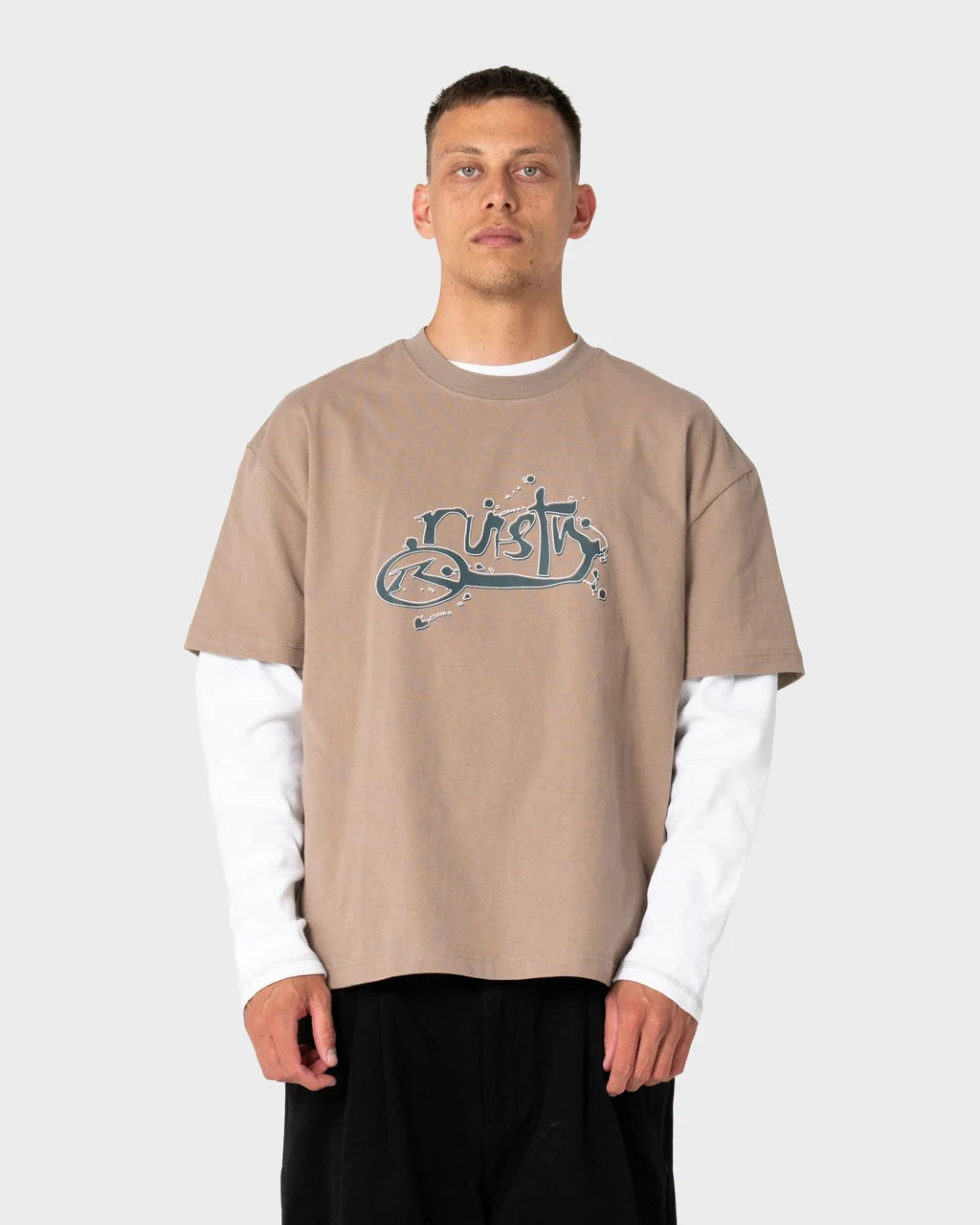 RUSTY SPRAY N PRAY GRAPHIC TEE – MUSHROOM