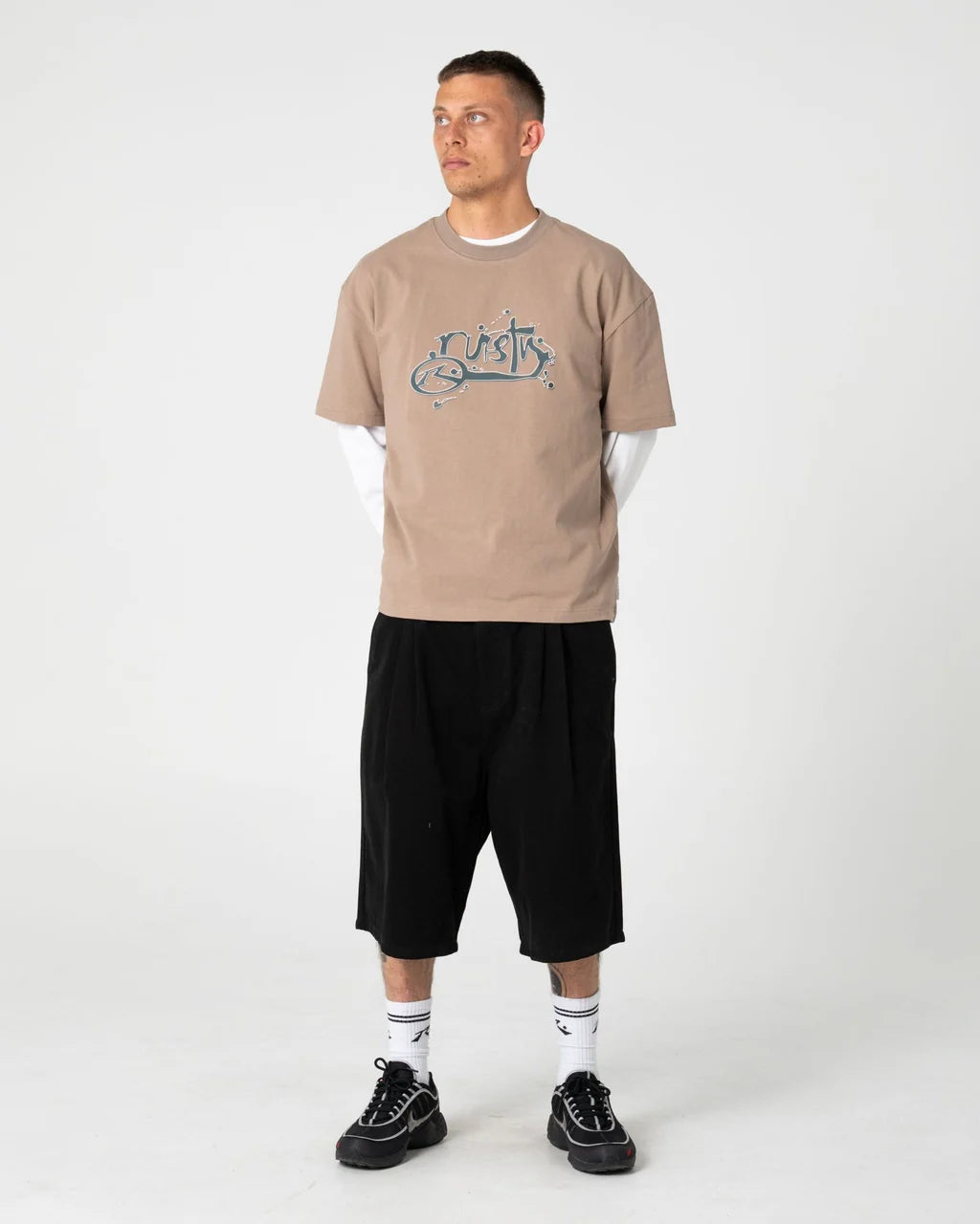 RUSTY SPRAY N PRAY GRAPHIC TEE – MUSHROOM
