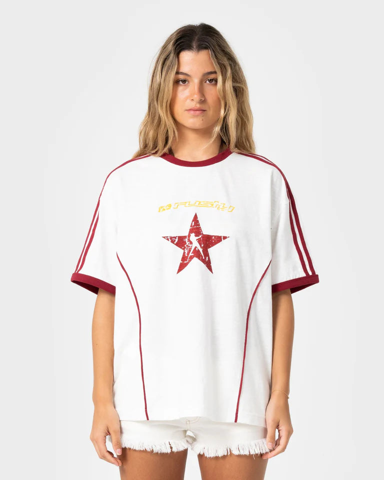 RUSTY STARRED DEVIL OVERSIZED TEE WOMENS RELAXED FIT GRAPHIC T SHIRT – CREAM RED