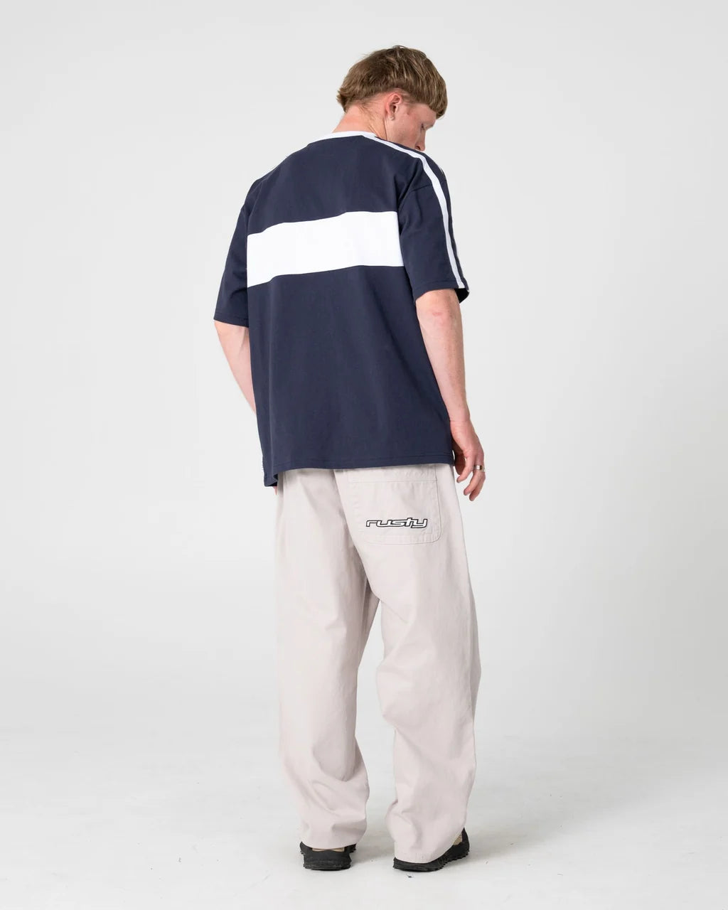 RUSTY SUPER SHAOLIN GRAPHIC OVERSIZED TEE – DARK BLUE