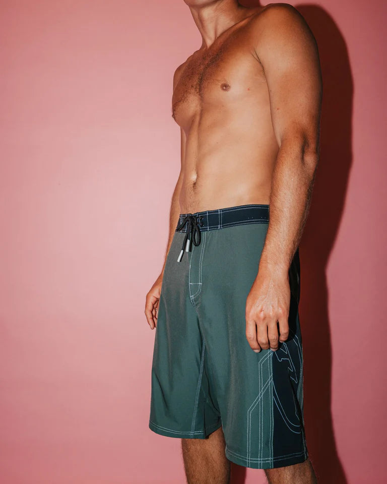 TOMBSTONES FIXED WAIST BOARDSHORT ARMY GREEN
