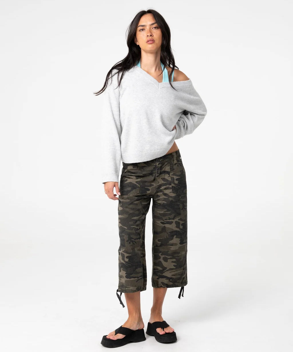 rusty-valid-vee-neck-slouch-knit-ecru-marle.webp