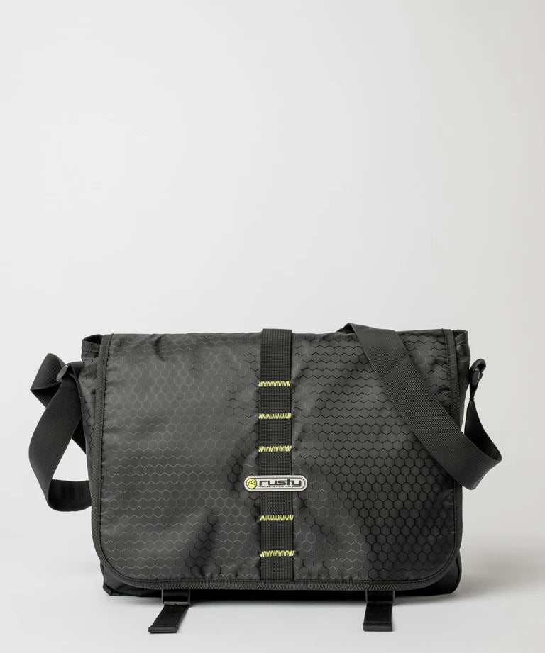 rusty-voltage-messenger-bag-black-sulphur1.webp