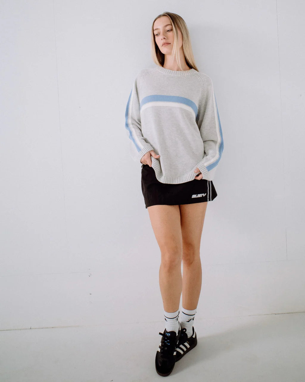 RUSTY WHITE LINES CREW NECK KNIT WOMENS OVERSIZED SWEATER GREY MARLE BLUE