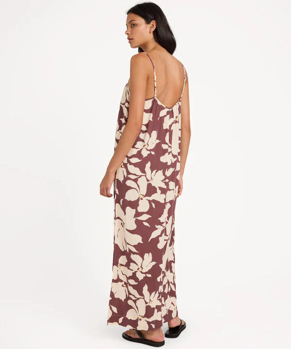 rvca-womens-rhi-maxi-dress-terra-brown1.webp