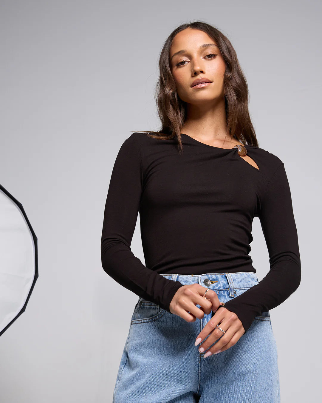 SILENT THEORY ATLAS LONG SLEEVE TOP – BLACK