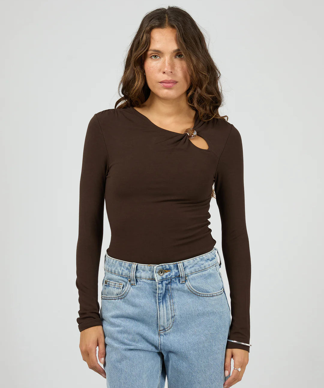 silent-theory-atlas-long-sleeve-top-chocolate.webp