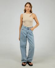 SILENT THEORY BLAKE RIB TOP WOMENS FITTED TWIST STRAP TOP OAT