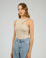 SILENT THEORY BLAKE RIB TOP WOMENS FITTED TWIST STRAP TOP OAT