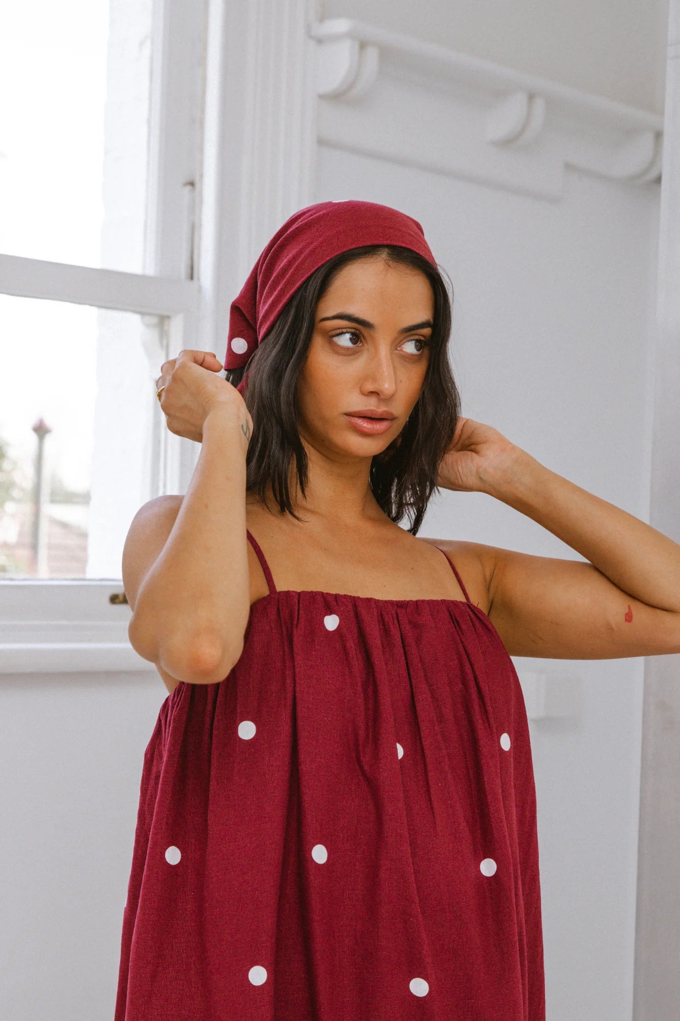 SILENT THEORY BORDEAUX SCARF - CHERRY