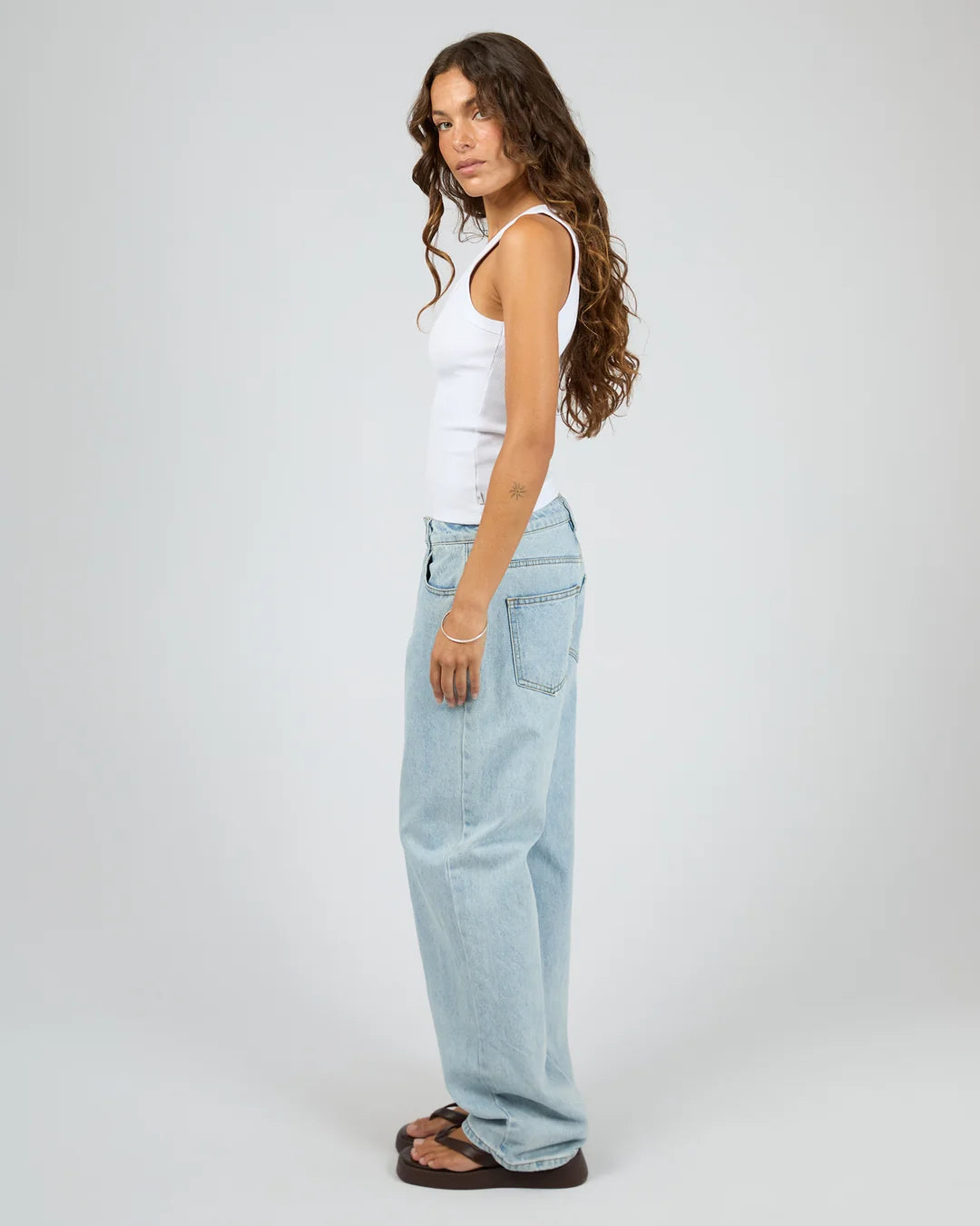 SILENT THEORY MIA RIB TANK - WHITE