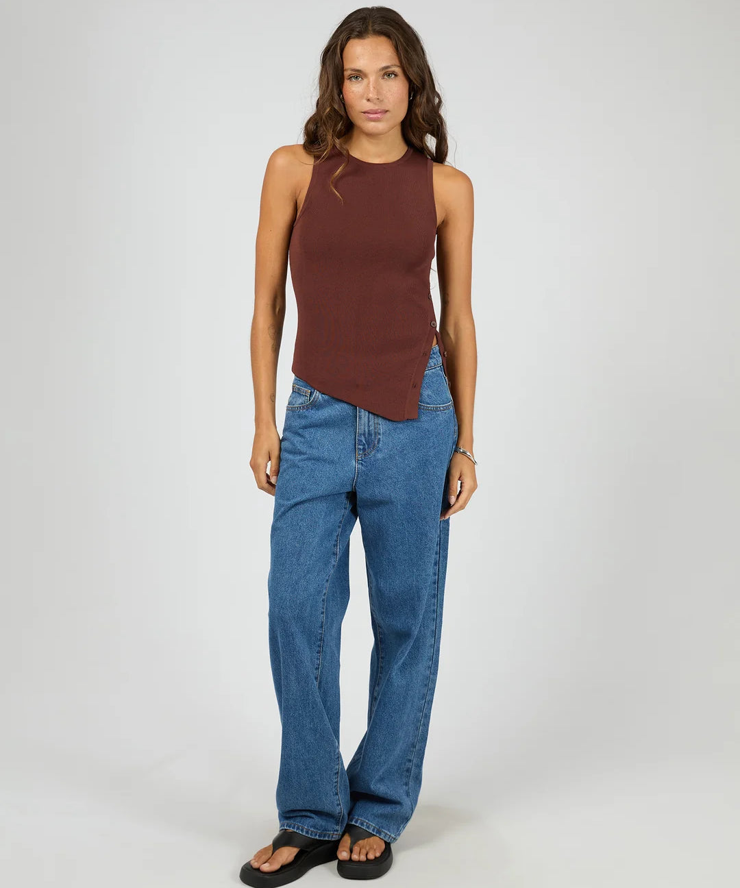 silent-theory-ollie-button-down-knit-tank-cherry3.webp