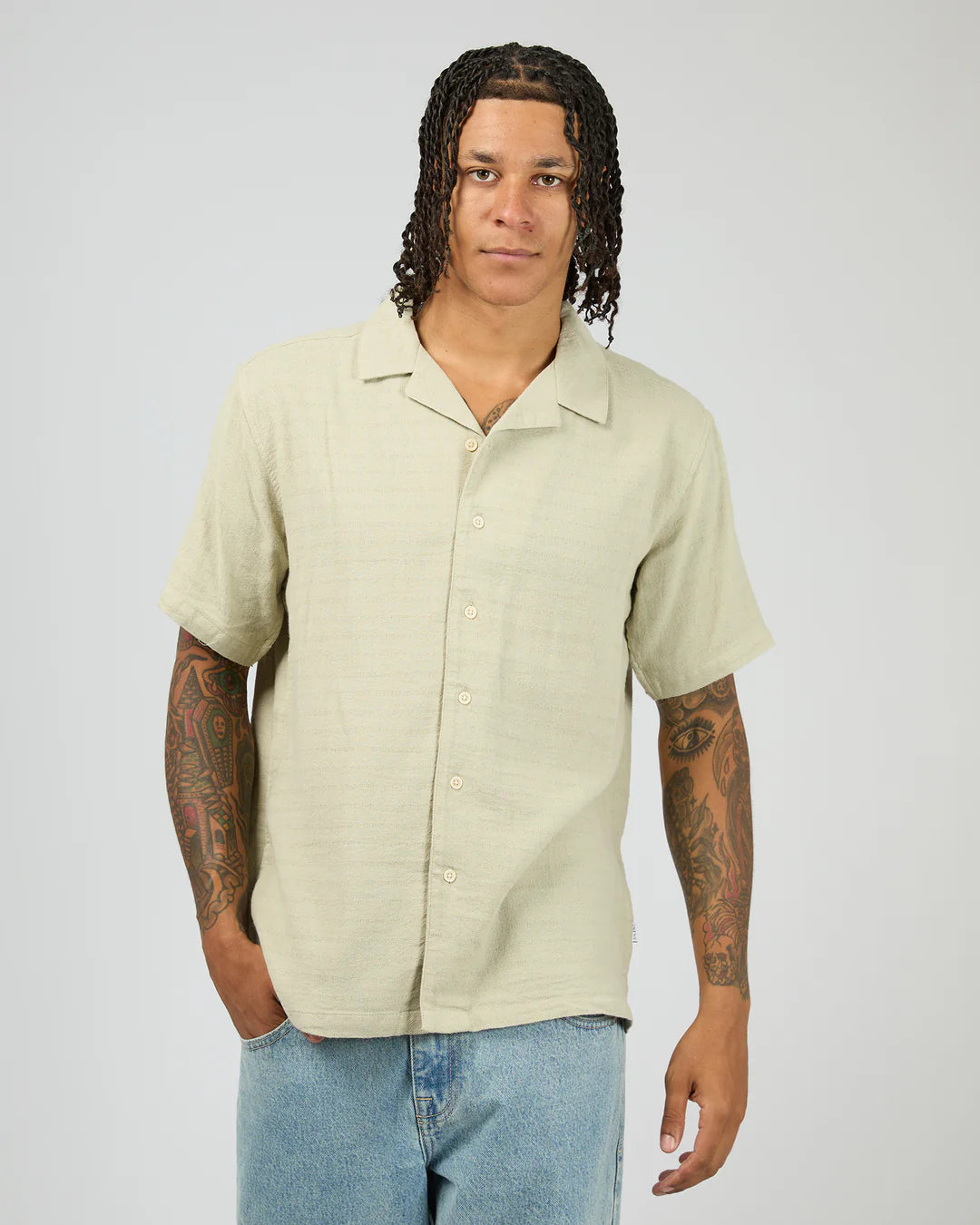 SILENT THEORY ROBINSON SHORT SLEEVE SHIRT MENS BUTTON UP SHIRT SAGE