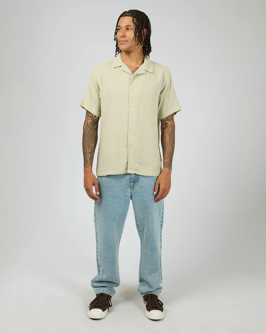 SILENT THEORY ROBINSON SHORT SLEEVE SHIRT MENS BUTTON UP SHIRT SAGE