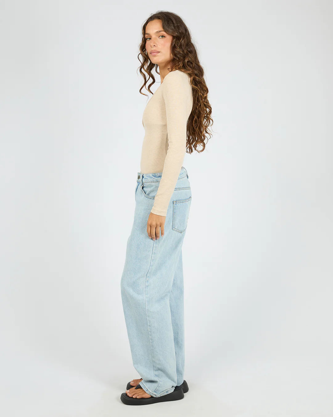 SILENT THEORY SIA RIB LONG SLEEVE TOP WOMENS BUTTON FRONT TOP OAT