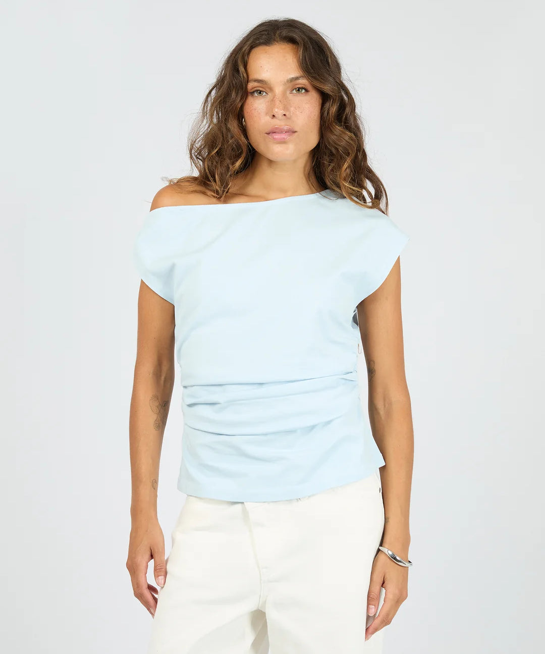 silent-theory-soho-off-shoulder-tee-light-blue.webp