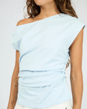 SILENT THEORY SOHO OFF SHOULDER TEE - LIGHT BLUE