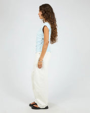 SILENT THEORY SOHO OFF SHOULDER TEE - LIGHT BLUE
