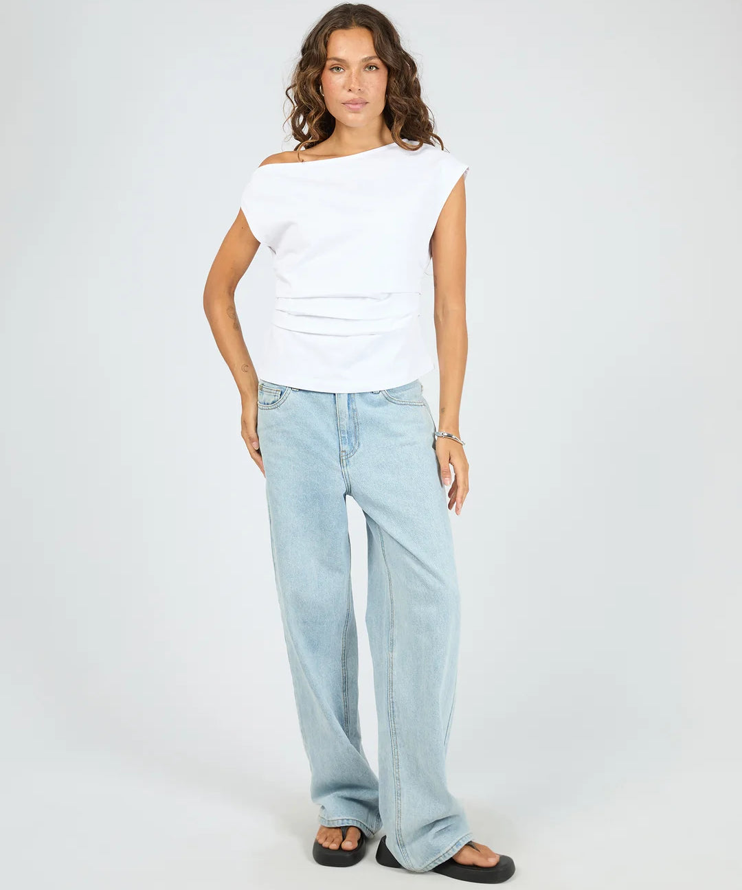 silent-theory-soho-off-shoulder-tee-white1.webp