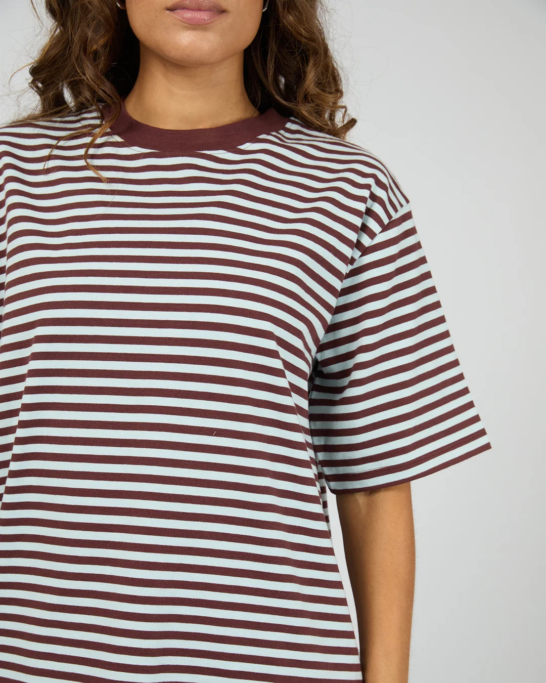 SILENT THEORY STRIPE SHORT SLEEVE TEE - LIGHT BLUE