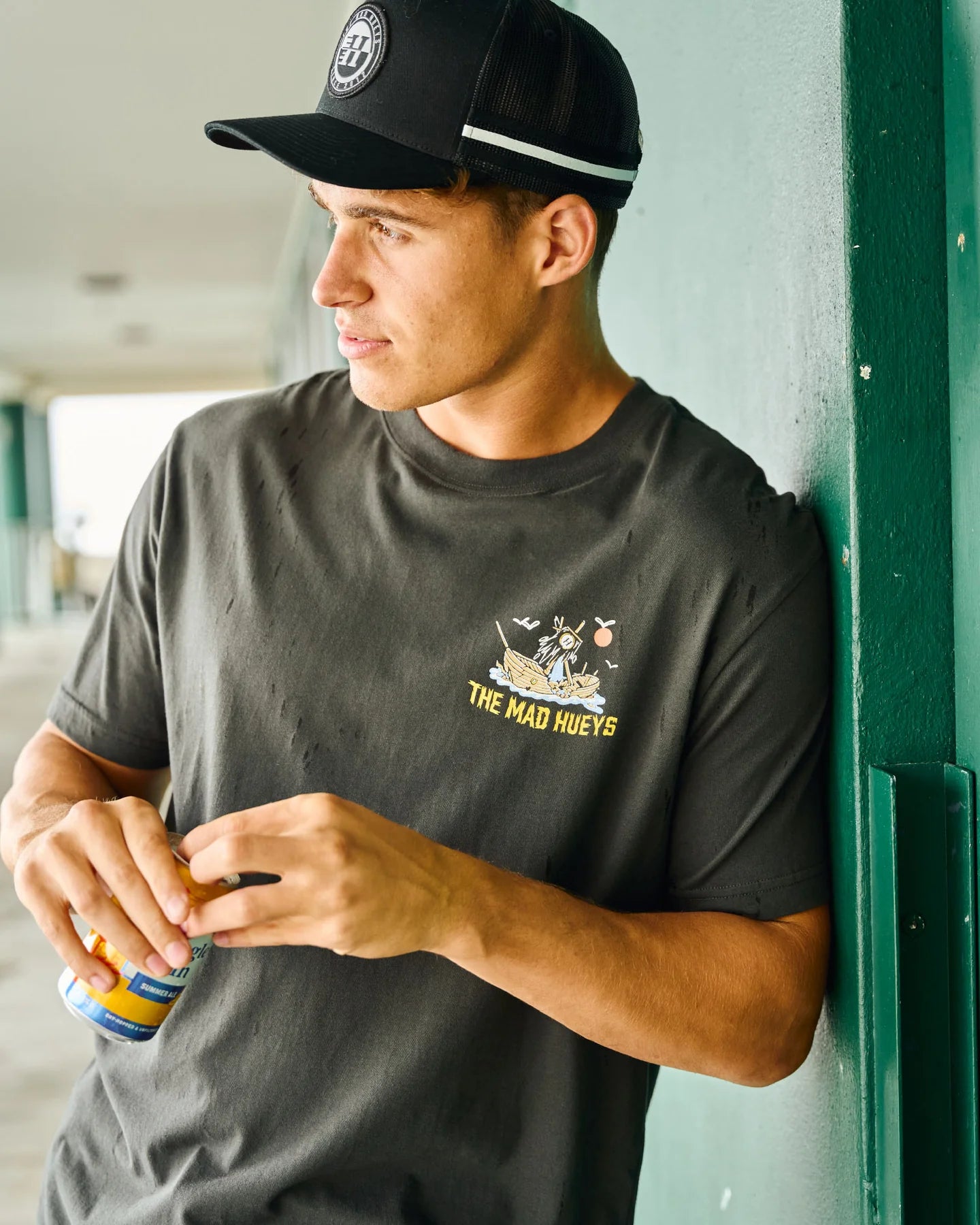 THE MAD HUEYS SINKIN TINS SS TEE – VINTAGE BLACK