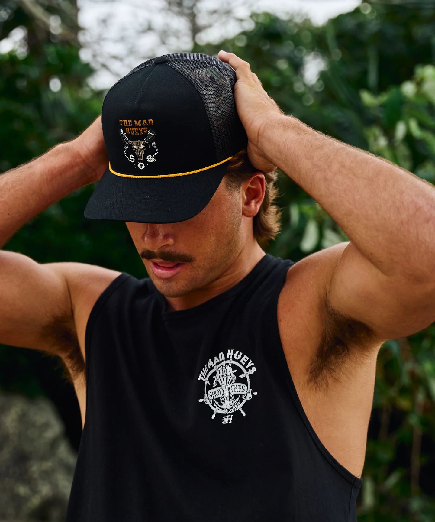 sos-twill-trucker-cap-black.webp
