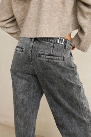 RHYTHM STORM MID RISE JEAN BLACK WASH