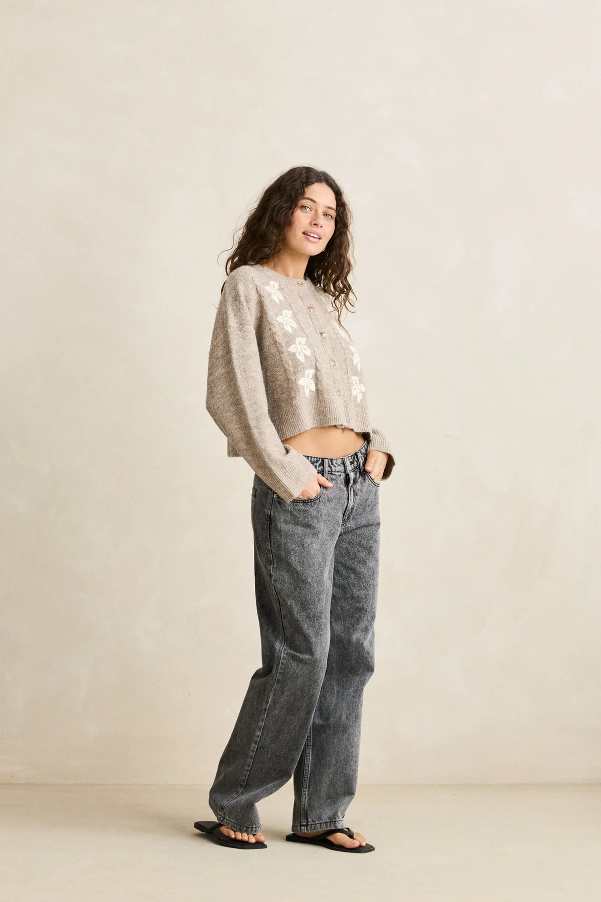 RHYTHM STORM MID RISE JEAN BLACK WASH
