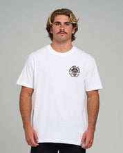 THE MAD HUEYS STUMBLING CAPTAIN COOKED SS TEE MEN’S GRAPHIC T SHIRT WHITE