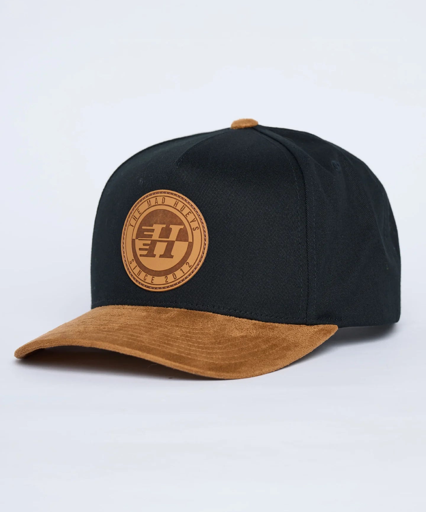 suede-hueys-twill-snapback-black1.webp