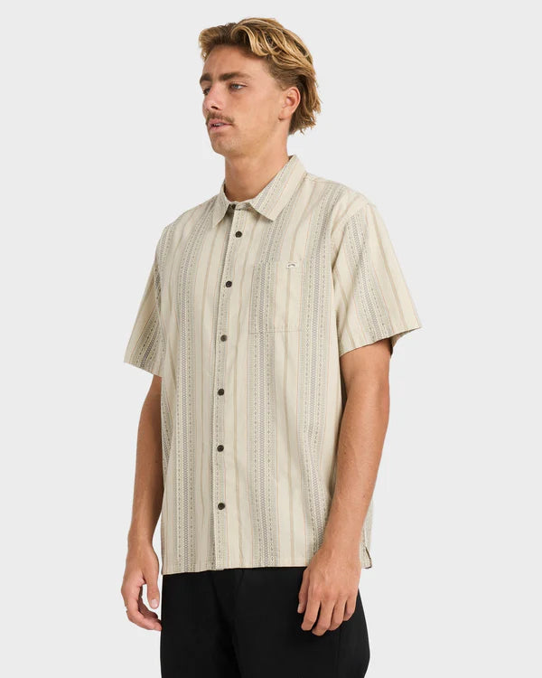 BILLABONG SUNDAYS JACQUARD MENS SHORT SLEEVE SHIRT OATMEAL SURF BEACH SHIRT