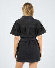 ALL ABOUT EVE SUNNY DENIM DRESS WASHED BLACK WOMENS CASUAL DENIM DRESS
