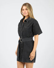 ALL ABOUT EVE SUNNY DENIM DRESS WASHED BLACK WOMENS CASUAL DENIM DRESS