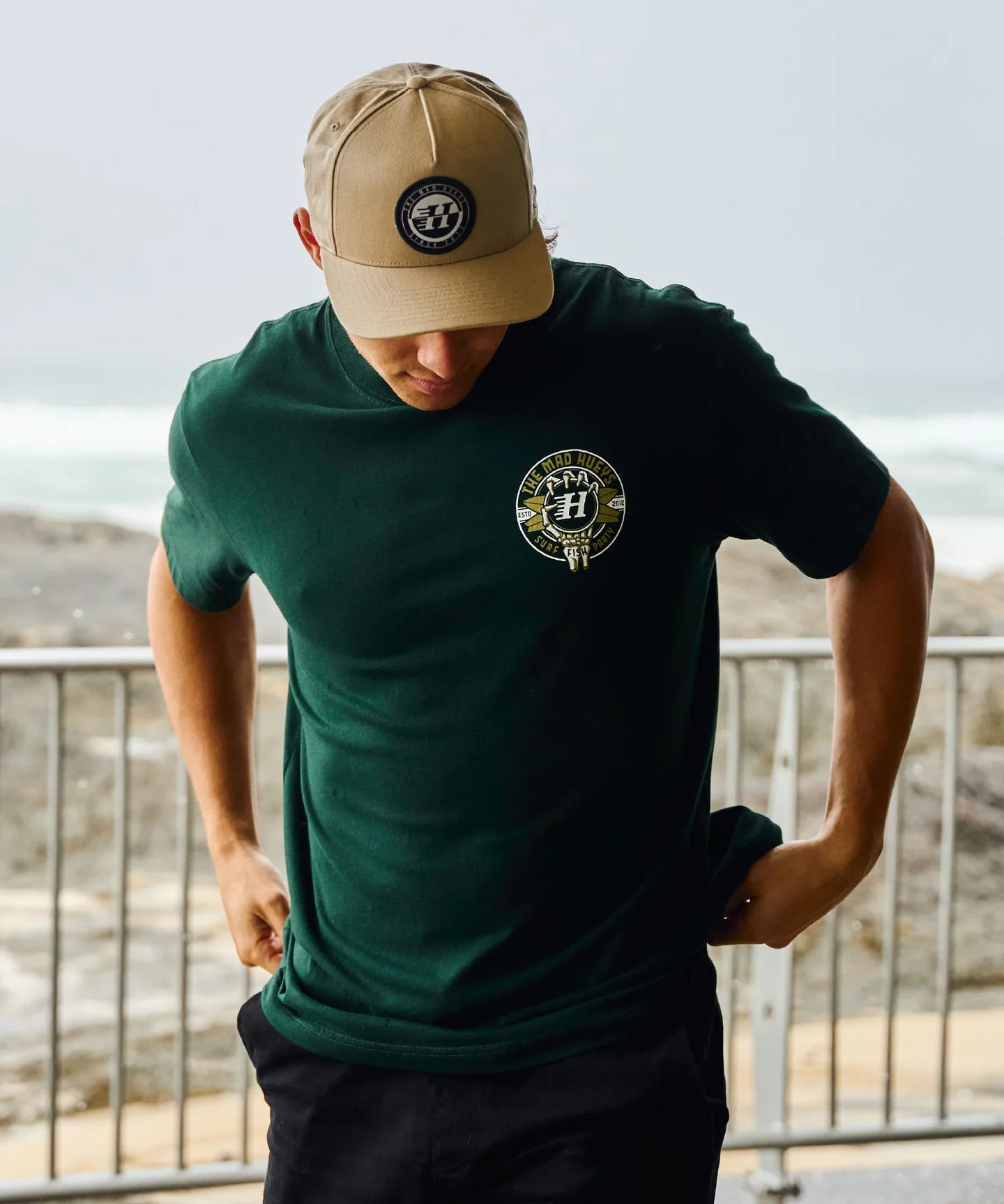surf-hueys-ss-tee-pine-green1.webp