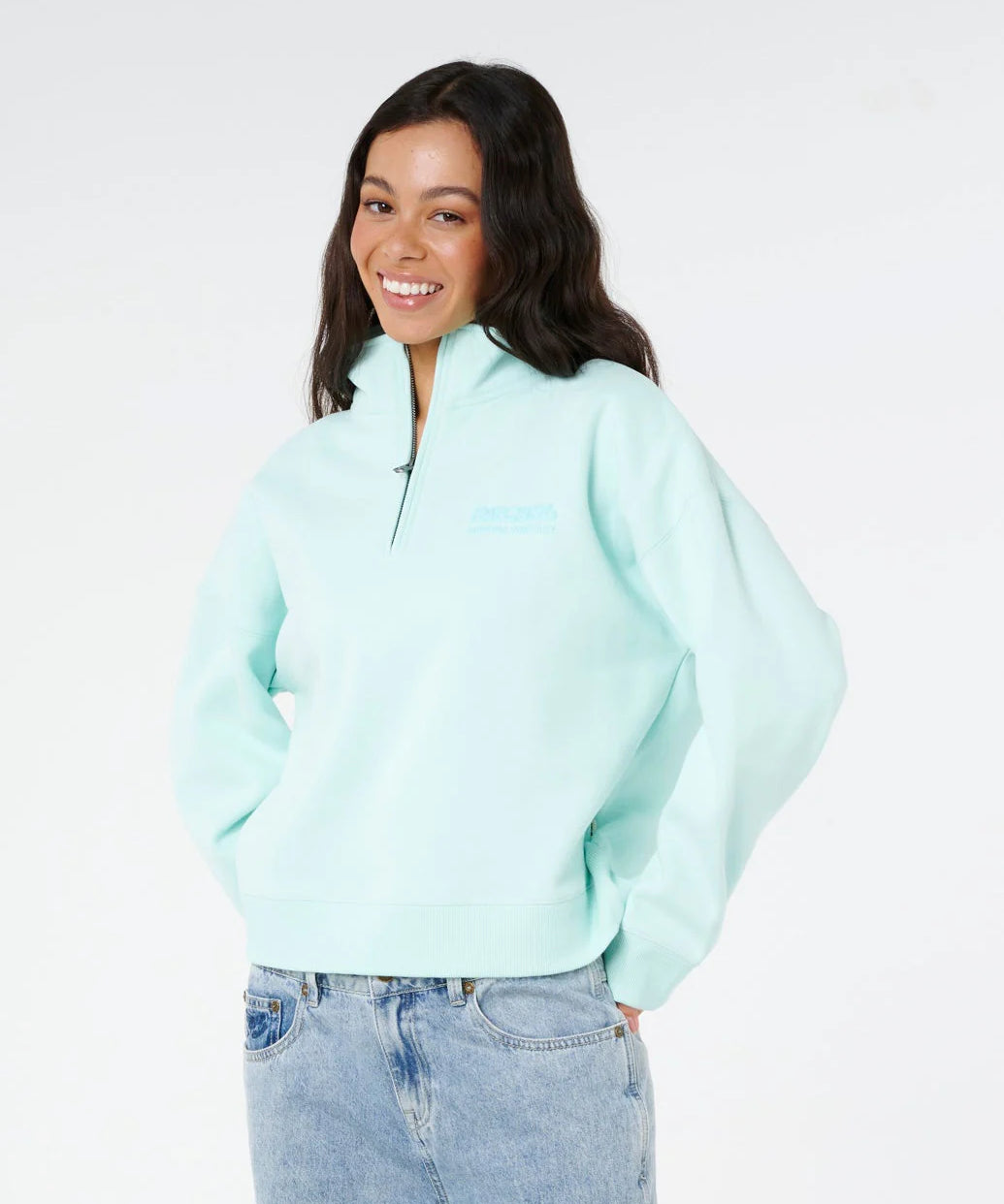 surf-puff-1-4-zip-light-blue1.webp