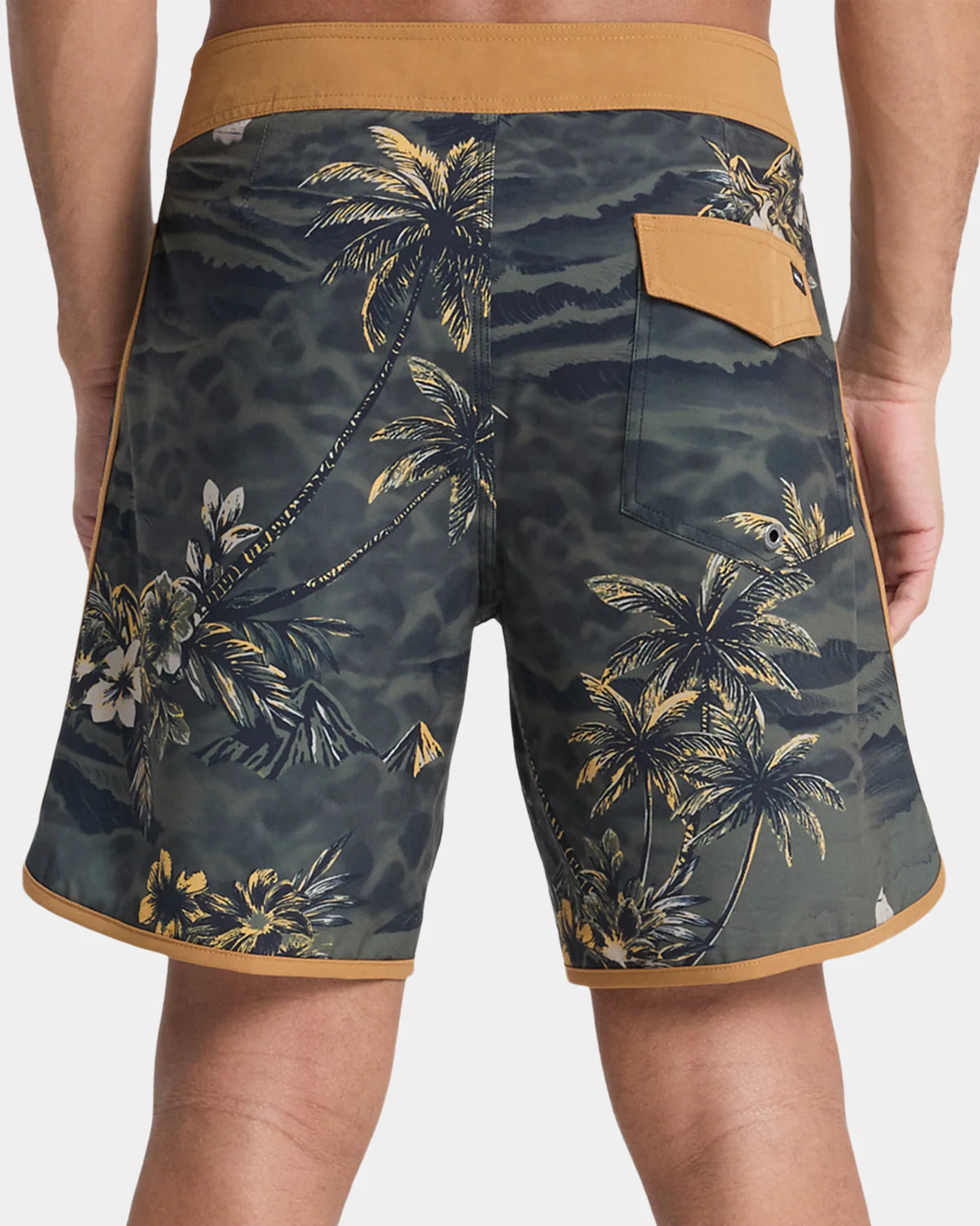 QUIKSILVER SURFSILK SCALLOP MENS 18 INCH BOARDSHORTS BLACK SUNDOWN