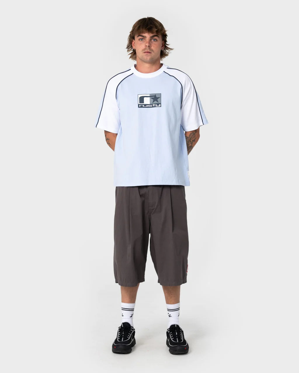 RUSTY TEKKA GRAPHIC CROPPED TEE SKY BLUE