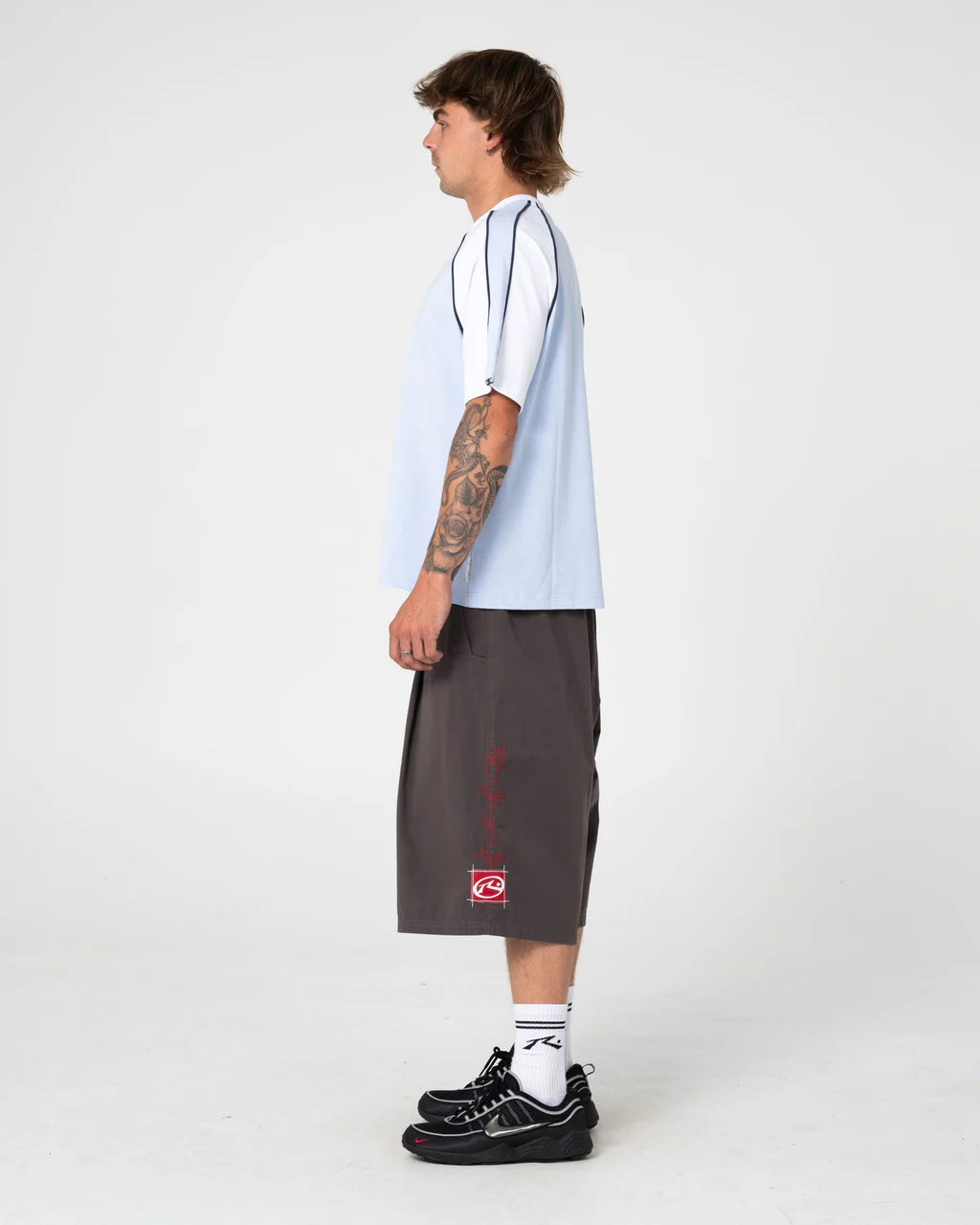 RUSTY TEKKA GRAPHIC CROPPED TEE SKY BLUE