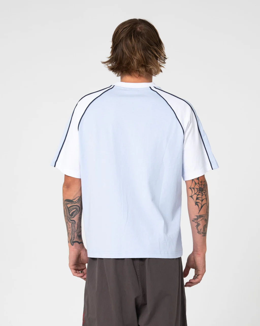 RUSTY TEKKA GRAPHIC CROPPED TEE SKY BLUE