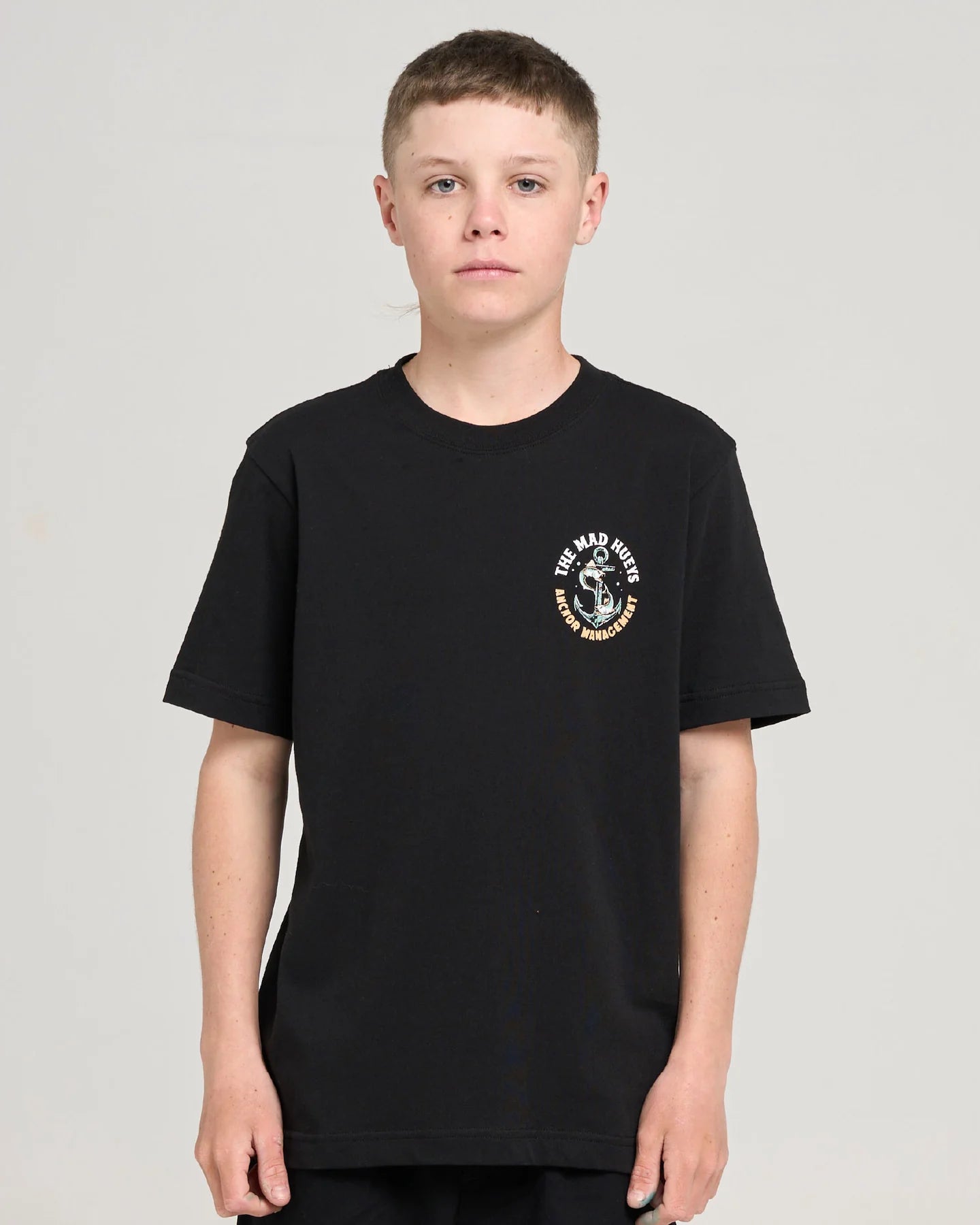 THE MAD HUEYS ANCHOR MANAGEMENT YOUTH T-SHIRT – BLACK