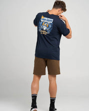 THE MAD HUEYS CRABBING A BEER T-SHIRT – NAVY