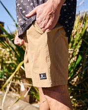 THE MAD HUEYS FREESTYLE 18" SWIM VOLLEY SHORT – TAN