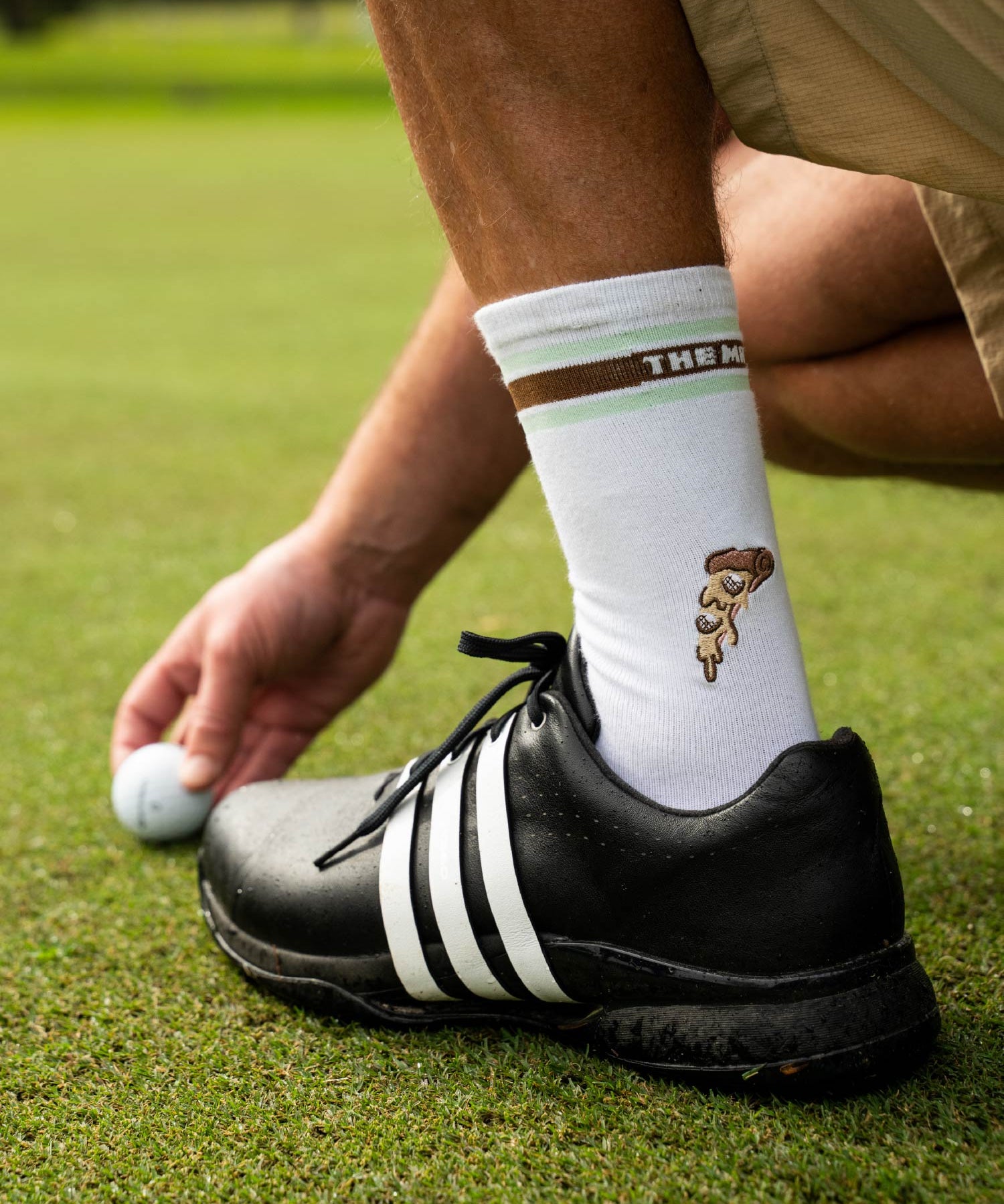 the-mad-hueys-golf-2-pack-crew-socks-multi.jpg
