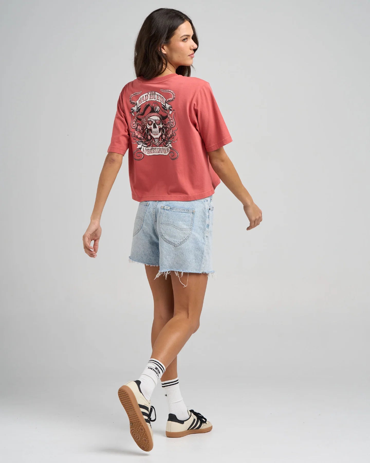 THE MAD HUEYS PIRATES LIFE BOXY TEE WOMENS RELAXED GRAPHIC TSHIRT DUSTY ROSE