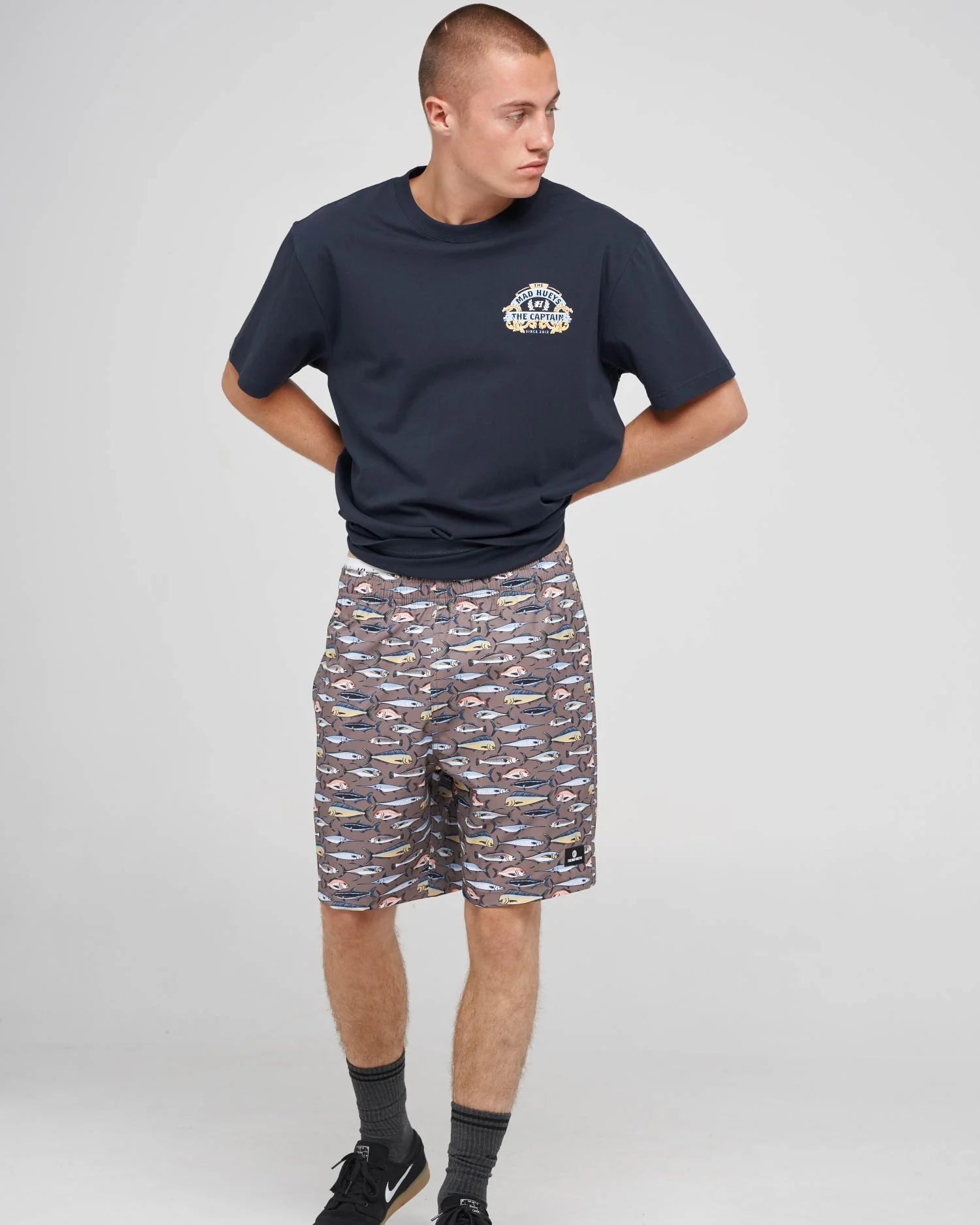 THE MAD HUEYS PRO HUEYS 18" SWIM VOLLEY SHORT – TAUPE