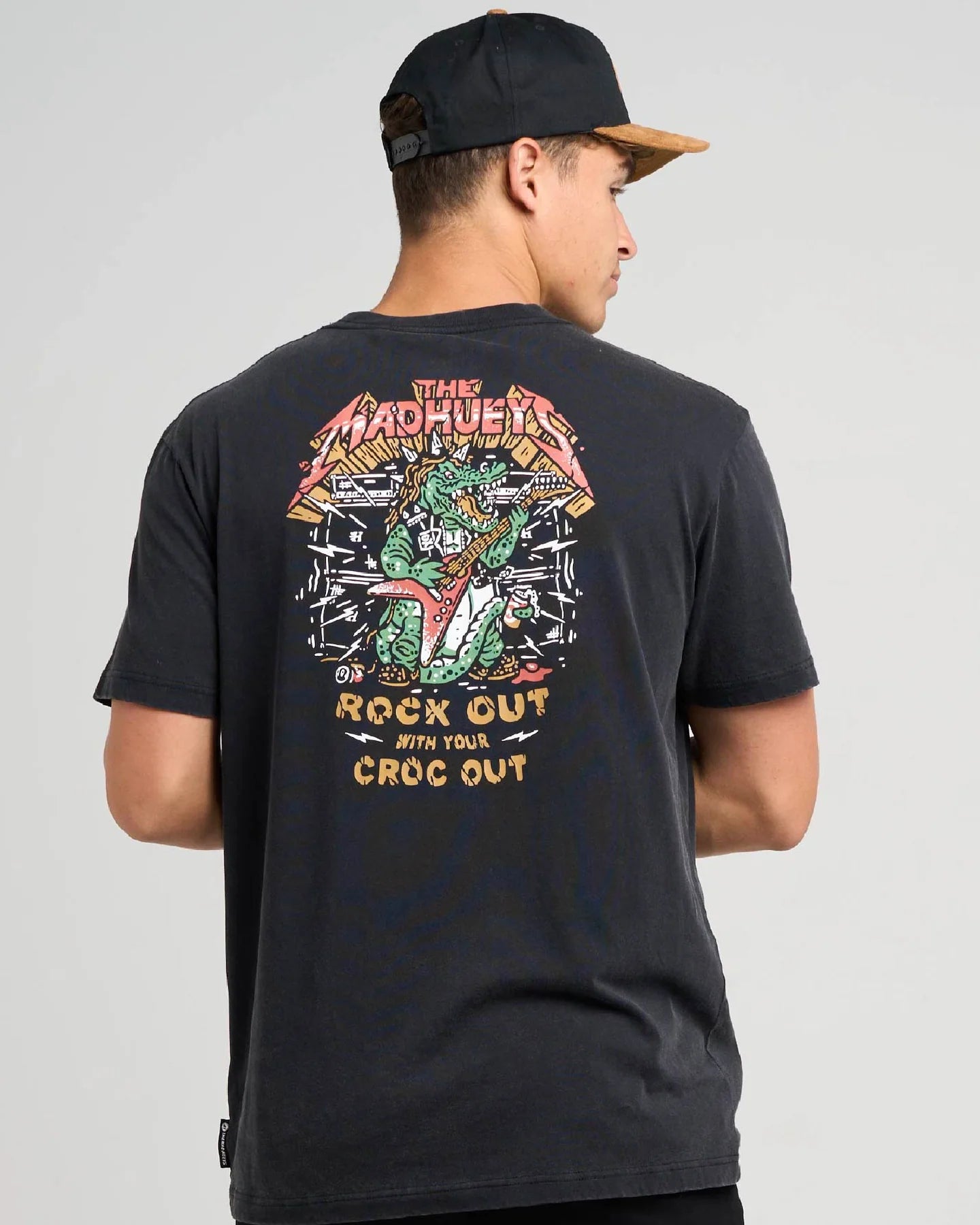 THE MAD HUEYS ROCK OUT T-SHIRT – WASHED BLACK