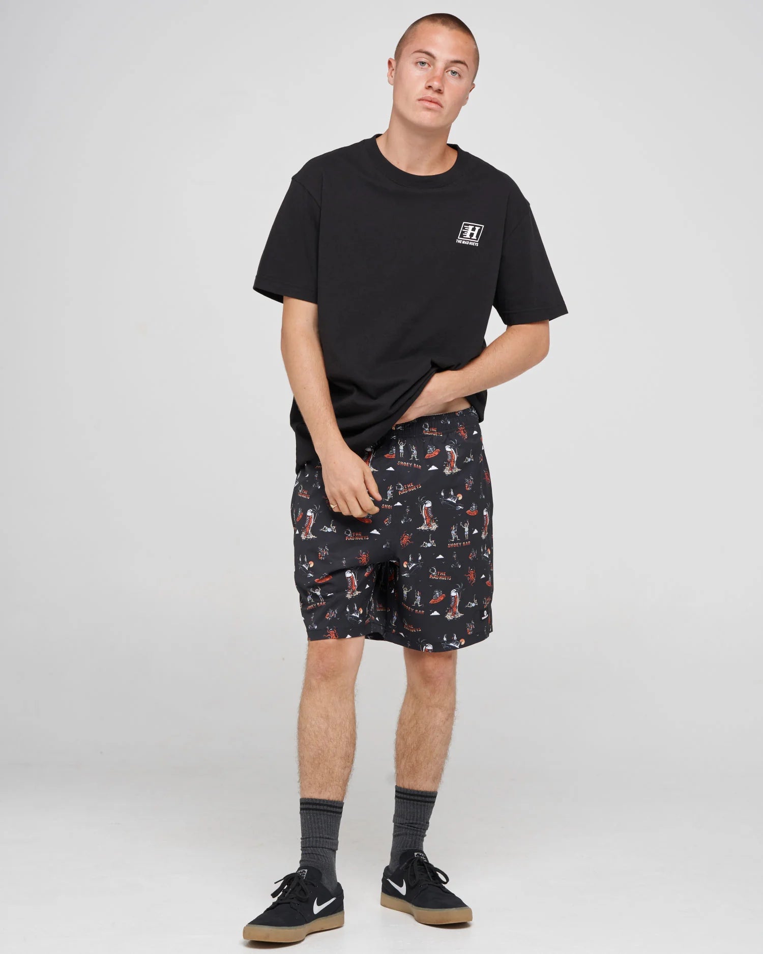 THE MAD HUEYS SHOEY BAR 18" SWIM VOLLEY SHORT – BLACK