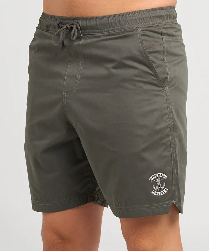 the-mad-hueys-skull-anchor-mens-18-inch-volley-short-charcoal-bodhi-surf.webp